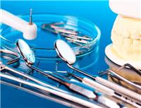 Закрытый кюретаж при заболеваниях пародонта в области 1го зуба