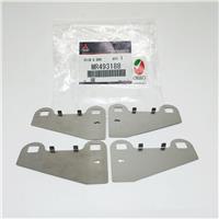 Пластины тормозных колодок задней оси противоскрипные Brembo GOLD MITSUBISHI EVO VII-IX 4pot MR493188