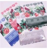 Скатерть тканевая Новогоднии шары (150х220), Китай, код 01210070087, артикул 20573