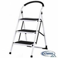 Лестница-стремянка ALTERNO 3-х ступенчатая эмалированная белая, РОССИЯ, код 068000110, штрихкод 690040904022, артикул 4022