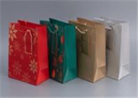 Пакет подарочный новогодний 23х18х10см, микс арт.2025-1921 Код275629, КИТАЙ, код 40806010228, штрихкод 468046624268, артикул 275629