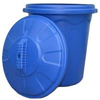 Бак пластиковый 120л хозяйственный с крышкой Юнис